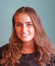 <small>Lynn</small> : <small>Doktersassistent</small>